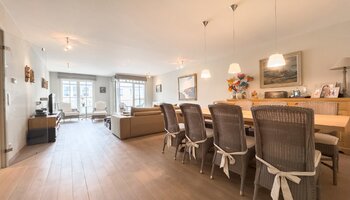 Ruim 3-SLK appartement met zuidgerichte terrassen gelegen in de Zoutelaan