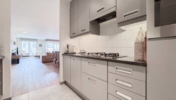 Ruim 3-SLK appartement met zuidgerichte terrassen gelegen in de Zoutelaan