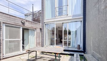 Spacieuse maison prête à emménager aux multiples possibilités