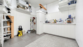 Spacieuse maison prête à emménager aux multiples possibilités