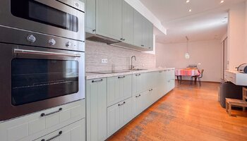 Spacieuse maison prête à emménager aux multiples possibilités