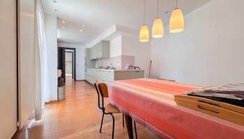 Spacieuse maison prête à emménager aux multiples possibilités