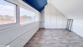 Spacieuse maison prête à emménager aux multiples possibilités