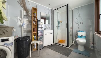 Karaktervolle renovatiewoning aan de stadsrand
