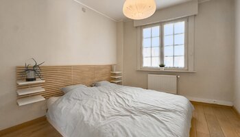 Maison lumineuse avec bureau et terrasse
