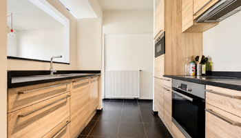 Idyllische woning met 3 slaapkamers en met een groot perceel in Duinbergen