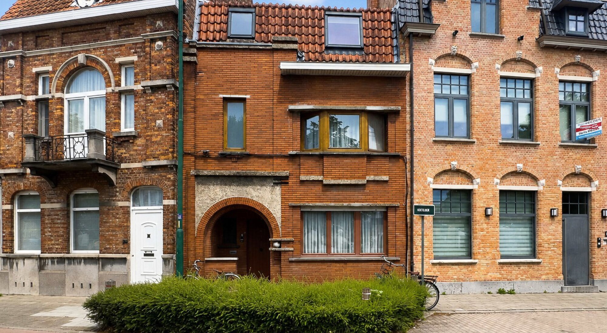 Karaktervolle renovatiewoning aan de stadsrand