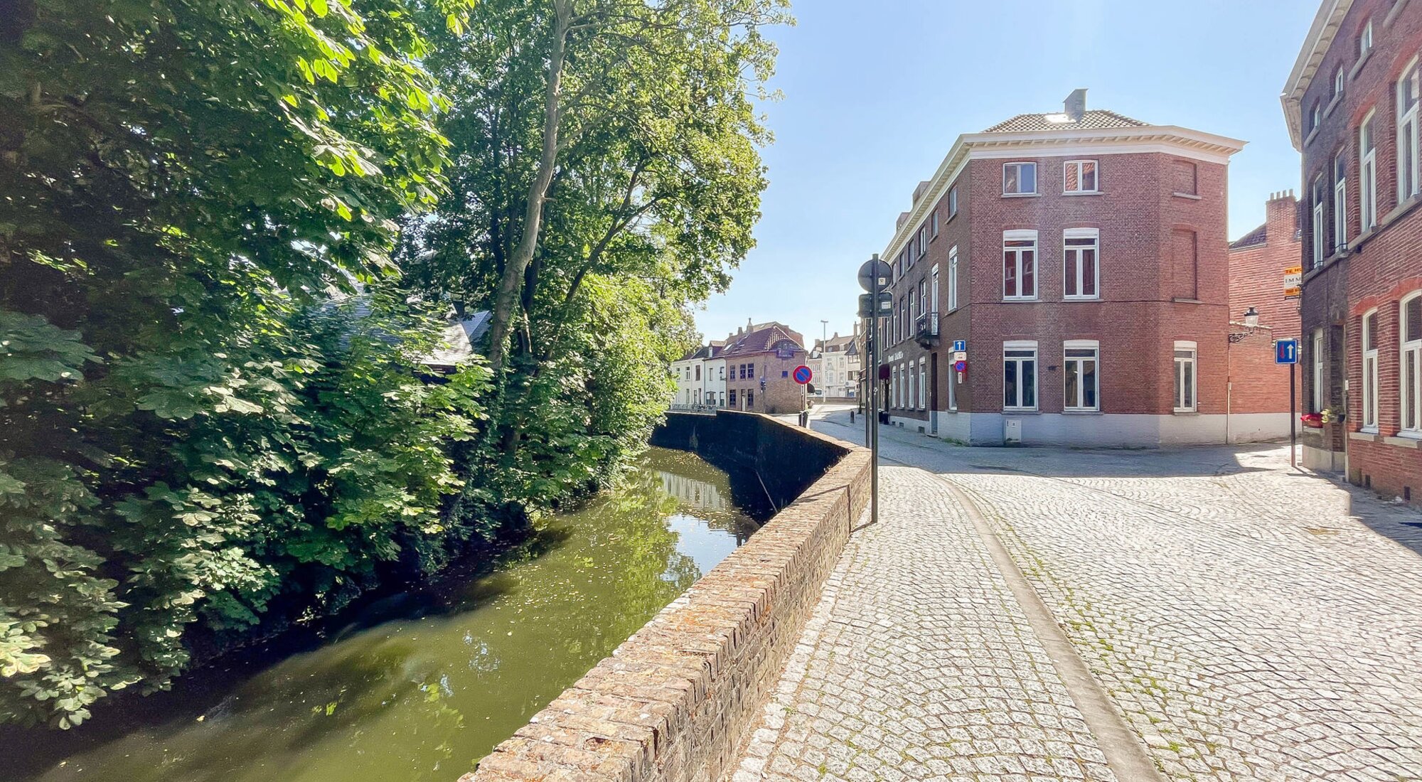 Eén slaapkamerappartement op gelijkvloerse verdieping