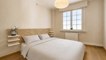 Lichtrijke stadswoning met praktijkruimte en dakterras
