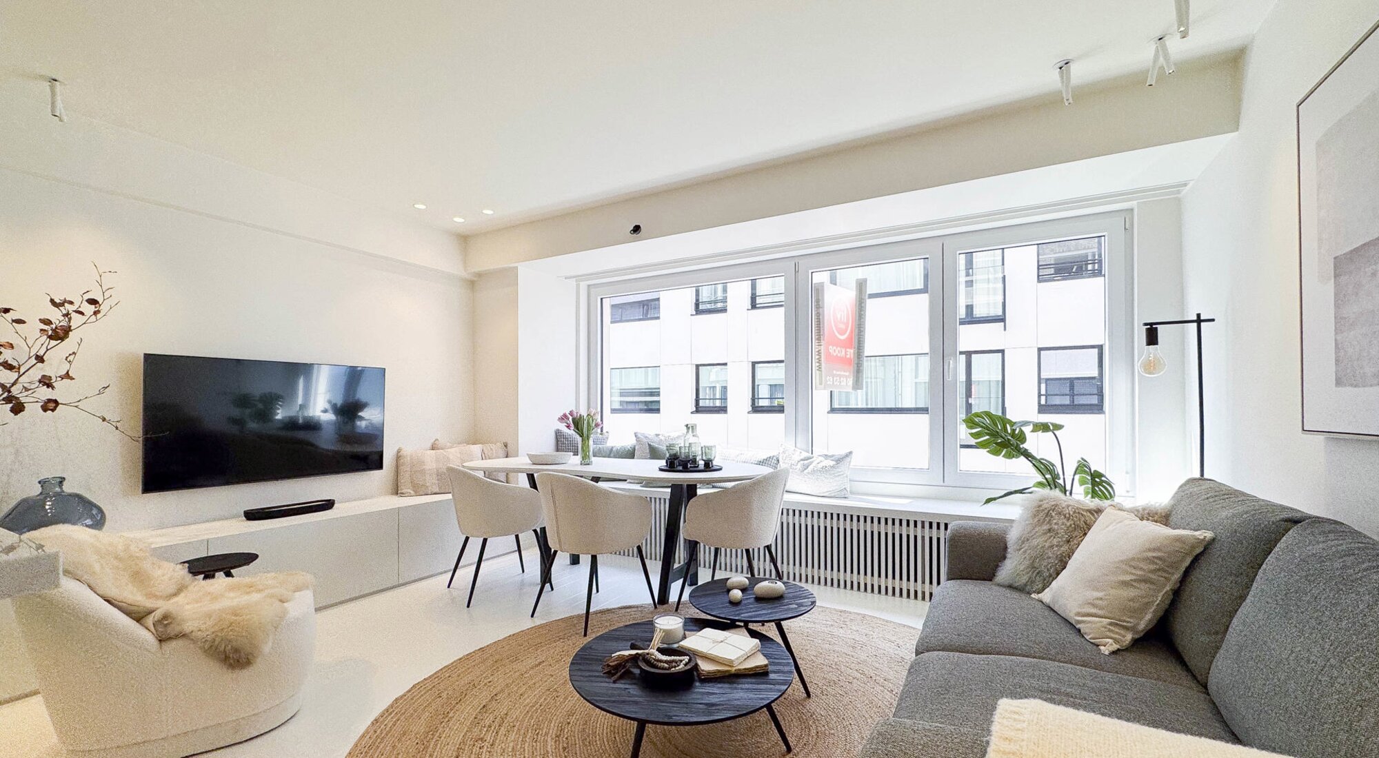 Magnifiek gerenoveerd 3-SLK appartement met zeezicht 