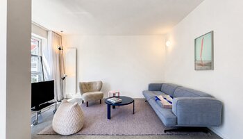 Stijlvol gerenoveerd 2SLK-appartement centraal gelegen nabij het centrum