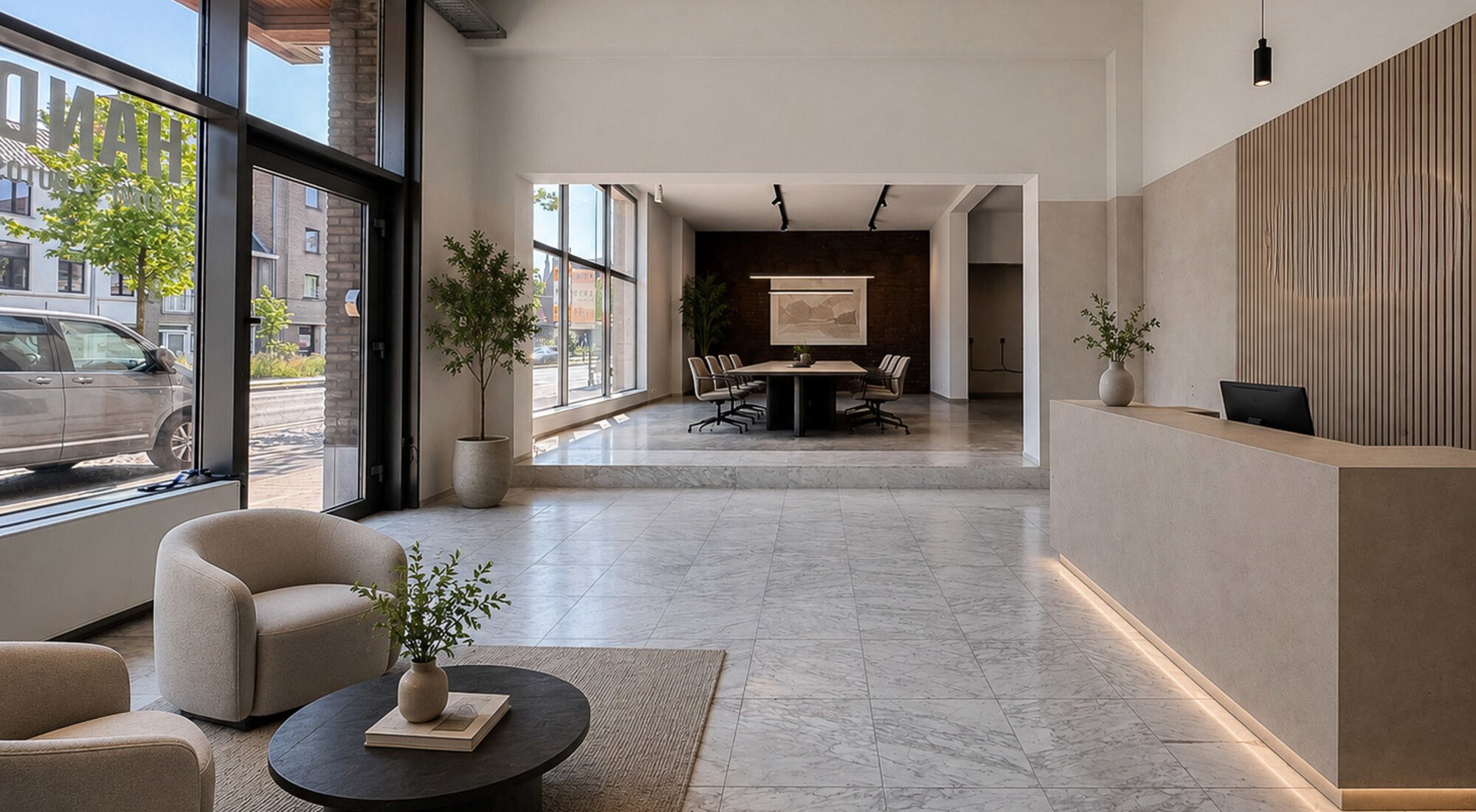 Polyvalent handelspand/kantoor op uitstekende locatie