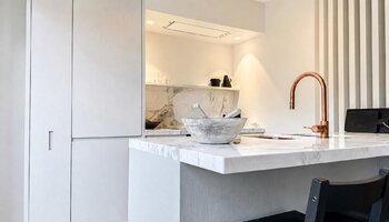 Penthouse rénové avec 3CH et terrasse ensoleillée orientée à l'ouest