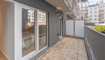 Prachtig gerenoveerd 3SLK-appartement met zijdelings zeezicht vlakbij het Driehoeksplein