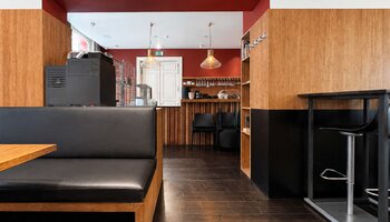 Instapklare horecazaak met terras in Brugge Centrum