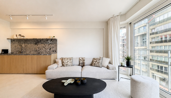 Prachtig 2-SLK appartement aan het Rubensplein met zeezicht