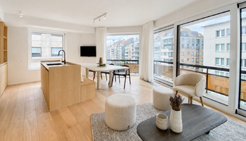 Lichtrijk 3SLK - hoekappartement met luxueuze afwerking in het centrum