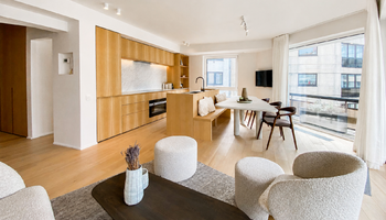 Lichtrijk 3SLK - hoekappartement met luxueuze afwerking in het centrum