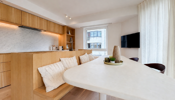 Lichtrijk 3SLK - hoekappartement met luxueuze afwerking in het centrum