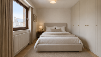 Villa à rénover sur un vaste terrain de 650 m² dans un quartier résidentiel