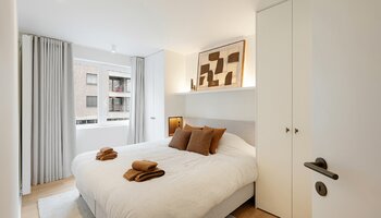 Prachtig gerenoveerd hoekappartement met 3-SLK in het centrum vlabij  het Van Bunnenplein en de zee