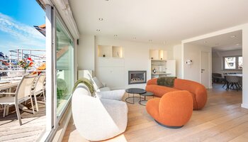 Penthouse unique comprenant 3CH et une grande terrasse ensoleillée, situé à proximité de la place Rubens et de la mer