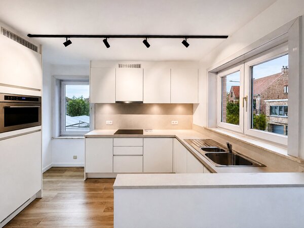 Ruim en instapklaar appartement met 2 slaapkamers en parking