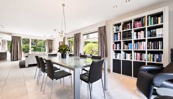 Villa met 6 kamers op een uiterst gegeerde en groene ligging