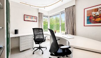 Villa met 6 kamers op een uiterst gegeerde en groene ligging