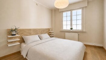 Maison rénovée avec terrasse ensoleillée et parking