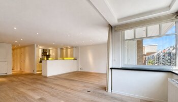 Ruim en lichtrijk 2-SLK appartement in de Paul Parmentierlaan