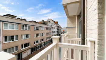 Appartement spacieux de 3 pièces avec terrasses exposées au sud, situé dans la Zoutelaan