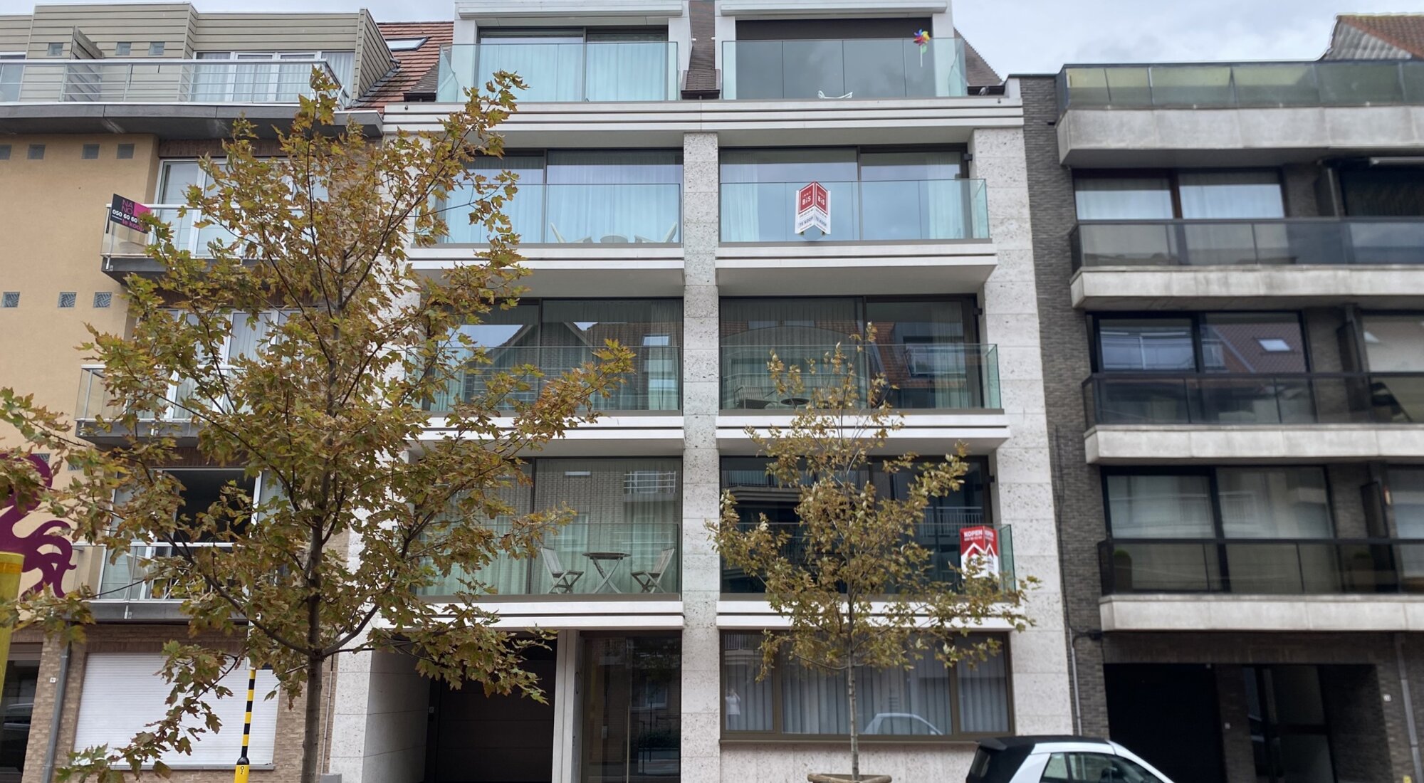 Emplacement spacieux et facilement accessible en centre-ville