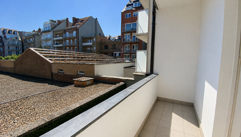 Mooi 2-SLK appartement nabij de Lippenslaan en de zee