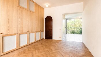 Sfeervol duplexappartement met authentieke charme aan de Ezelpoort