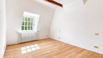 Sfeervol duplexappartement met authentieke charme aan de Ezelpoort