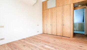 Sfeervol duplexappartement met authentieke charme aan de Ezelpoort