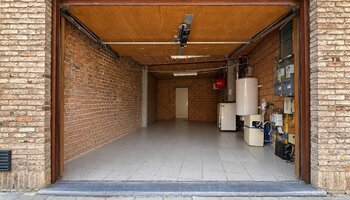 Veelzijdige gezinswoning met praktijkruimte en zonnige tuin