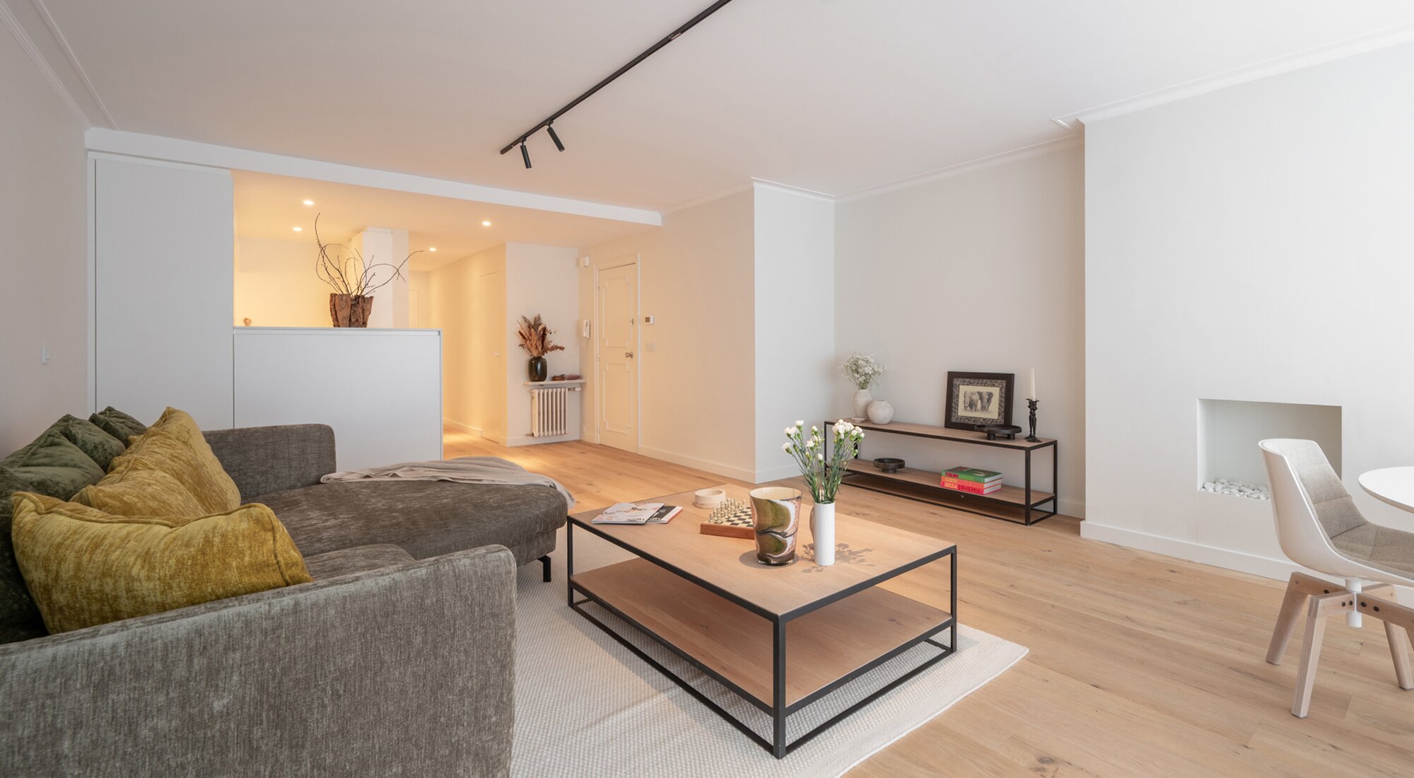 Stijlvol gerenoveerd 2SLK-appartement nabij het centrum