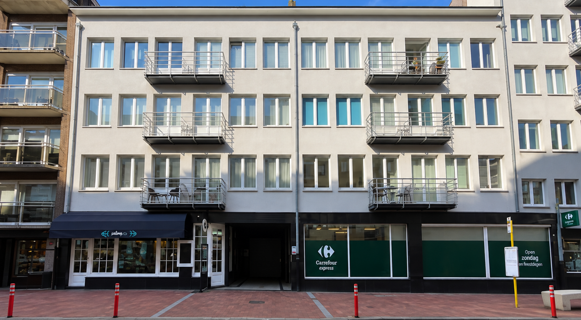 Autostaanplaats nabij de Lippenslaan en de zee