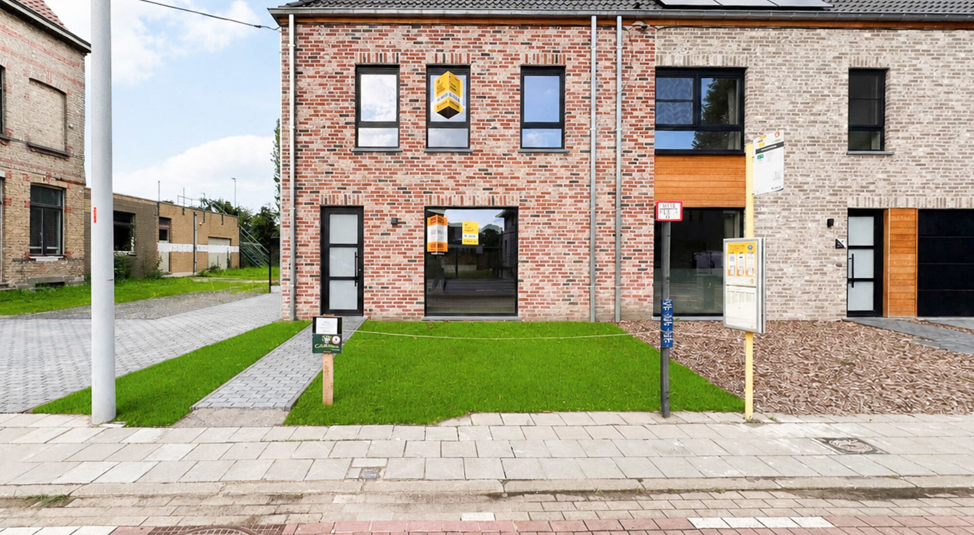 Volledig afgewerkte Halfopen nieuwbouwwoning