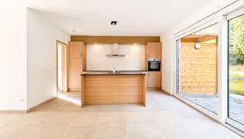 Volledig afgewerkte Halfopen nieuwbouwwoning