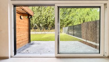 Volledig afgewerkte Halfopen nieuwbouwwoning