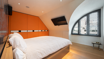 Uniek duplex appartement met privé-lift en ruime terrassen nabij het Rubensplein