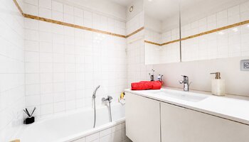Aangenaam 2SLK -appartement op een topligging nabij de zee, het Van Bunnenplein en de Dumortierlaan