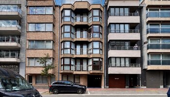 Aangenaam 2SLK -appartement op een topligging nabij de zee, het Van Bunnenplein en de Dumortierlaan