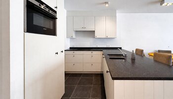 Appartement 2SLK spacieux et récent avec terrasse exposée au sud, près de la Lippenslaan