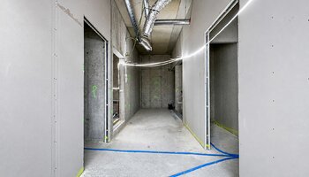Exclusief hoek kantoor met terras in Bula Brugge