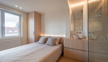 Luxueus gerenoveerd 3SLK-appartement met open zicht