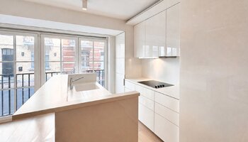 Mooi 2SLK-appartement in een recente residentie op een centrale ligging in Knokke